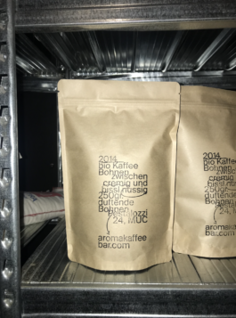 Carlota Barberán Madruga. Communication designer, branding, web design and social focused